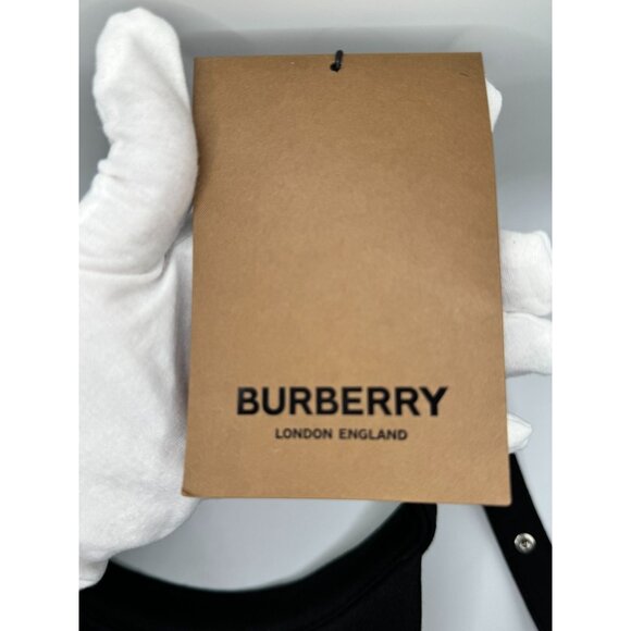 BURBERRY DETANCHABLE ZIP POCKET VISOR/ HAT WITH FRONT LOGO, PALLADIUM HARDWARE - Picture 8 of 8